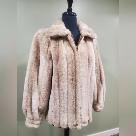 Jordache Women's Cream Teddy Jacket - Picture 2 of 10